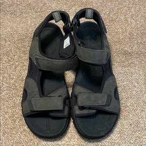 Lands End Sandals men’s size 10